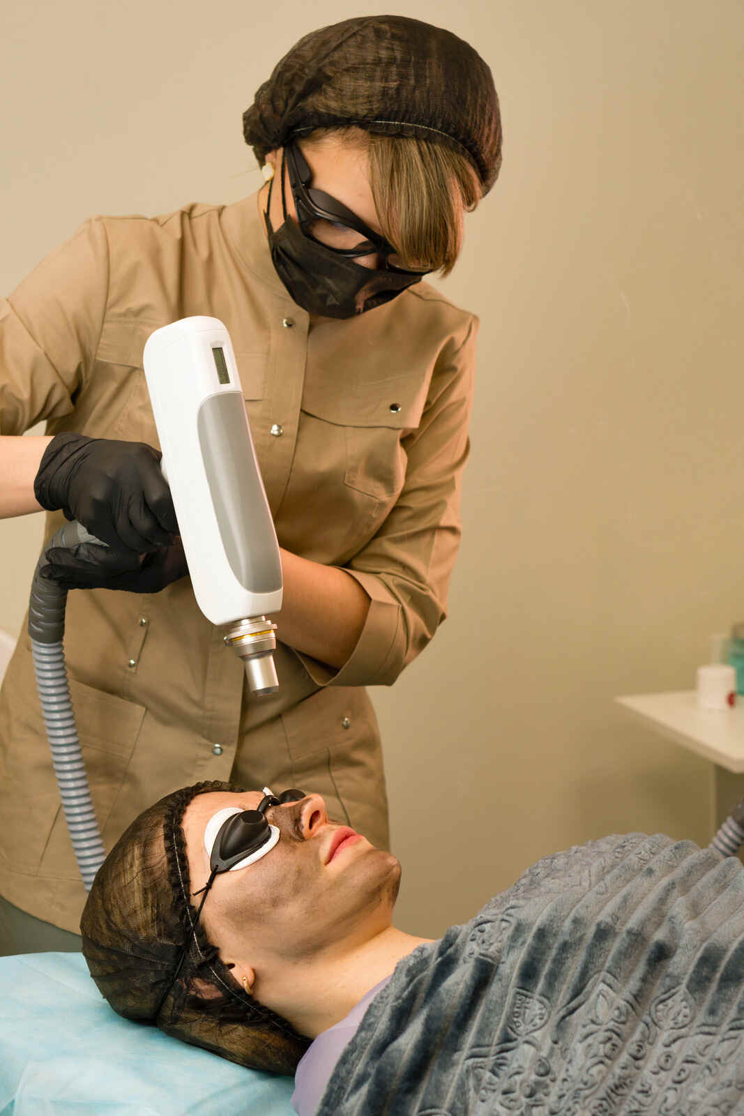 Carbon Facial Treatment in Hyderabad